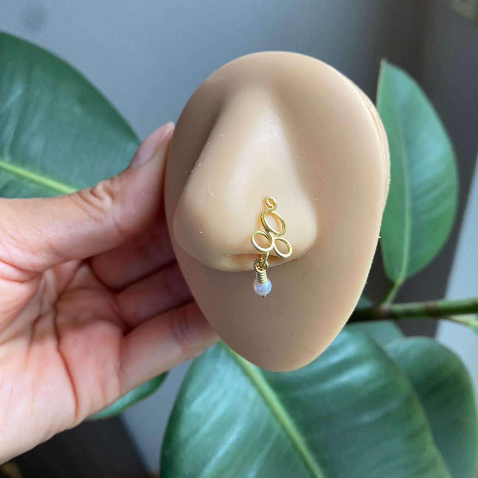 "Pearly" Dangling Nose Cuff