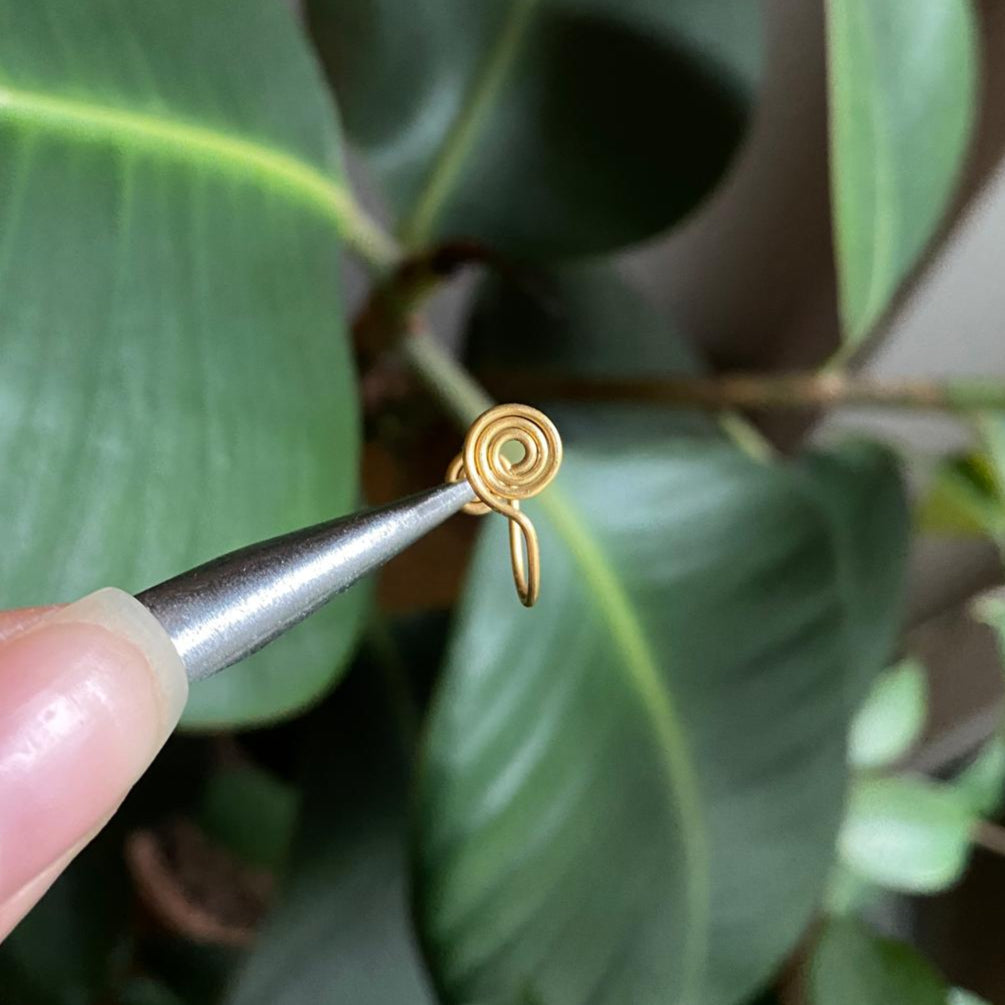 "Single Swirl no.2" Nose Cuff