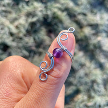 Lade das Bild in den Galerie-Viewer, Amethyst &quot;Ethereal&quot; Wire Ring
