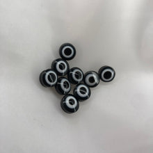 Lade das Bild in den Galerie-Viewer, &quot;Evil Eye no.4&quot; Nose Cuff
