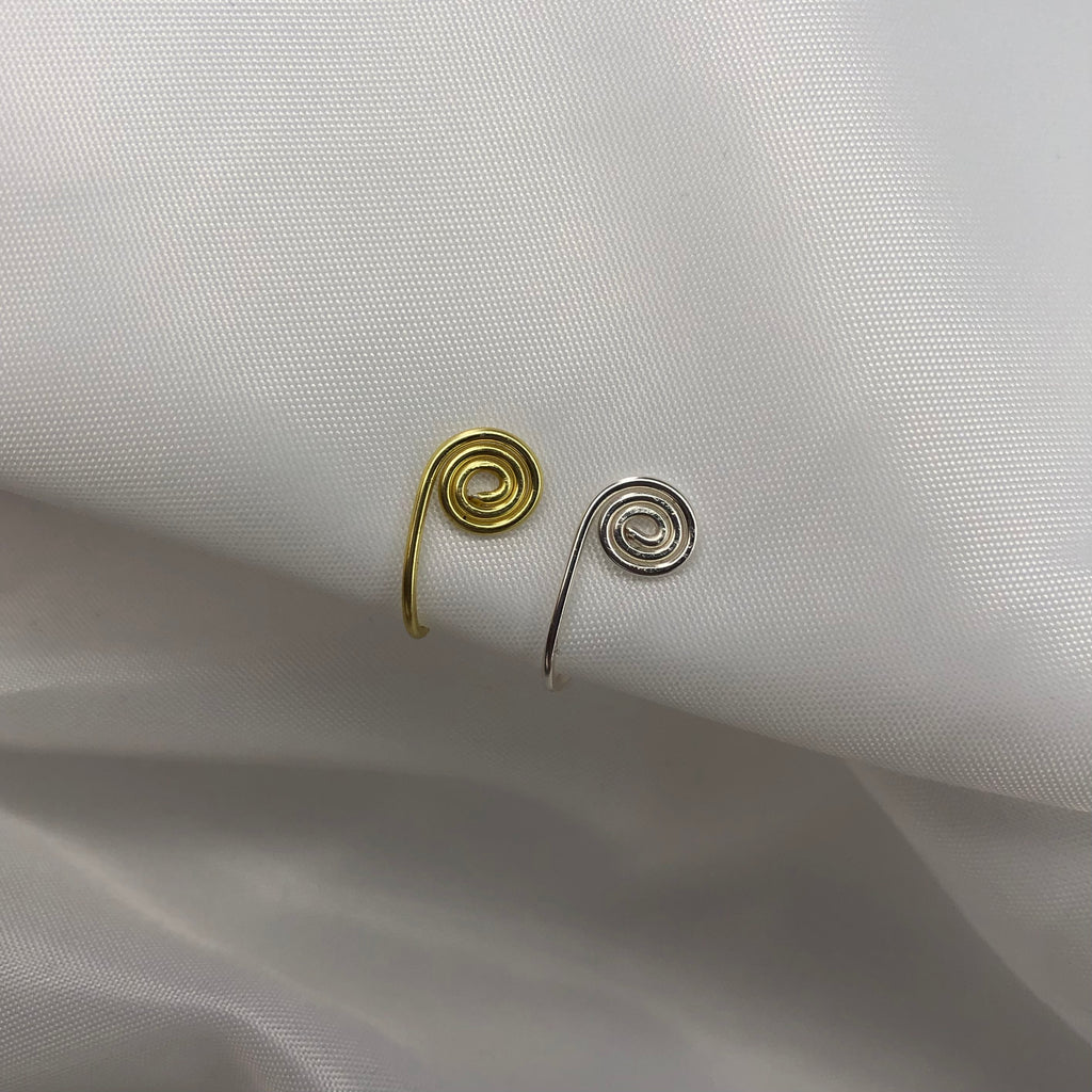 "Single Swirl" Nose Cuff