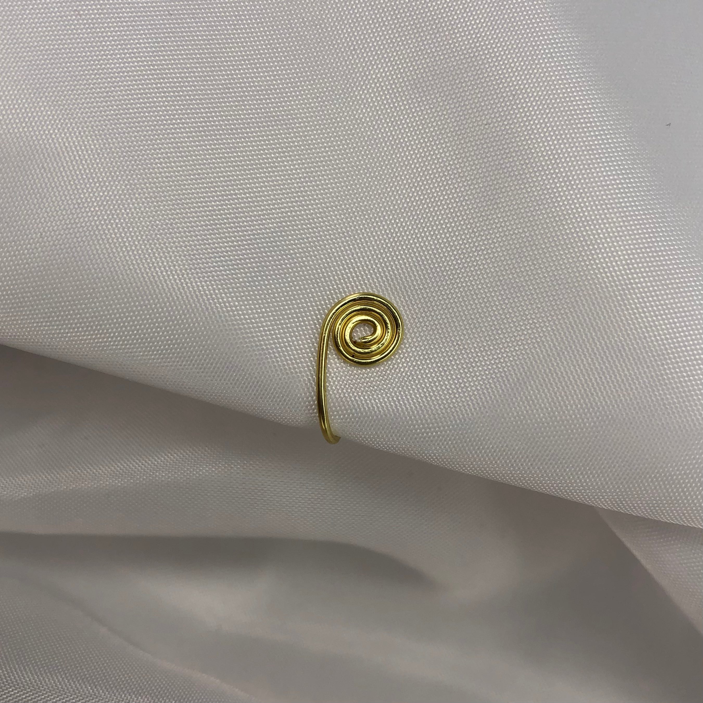 "Single Swirl" Nose Cuff
