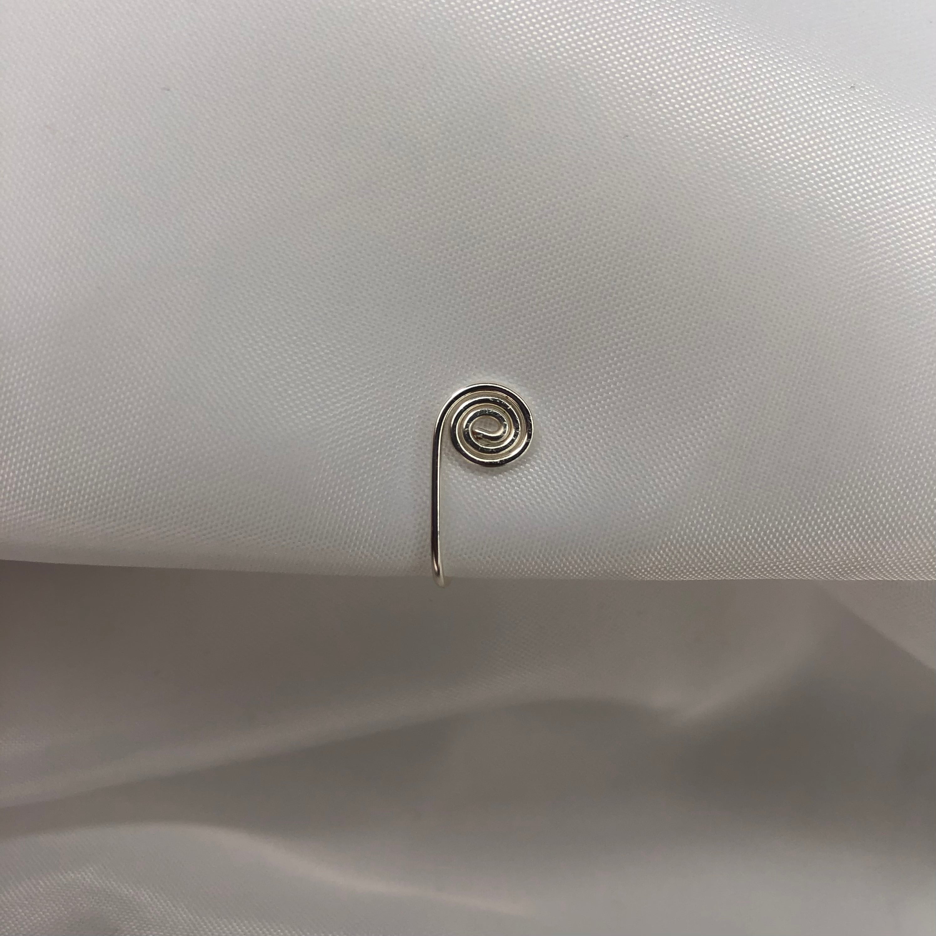 "Single Swirl" Nose Cuff