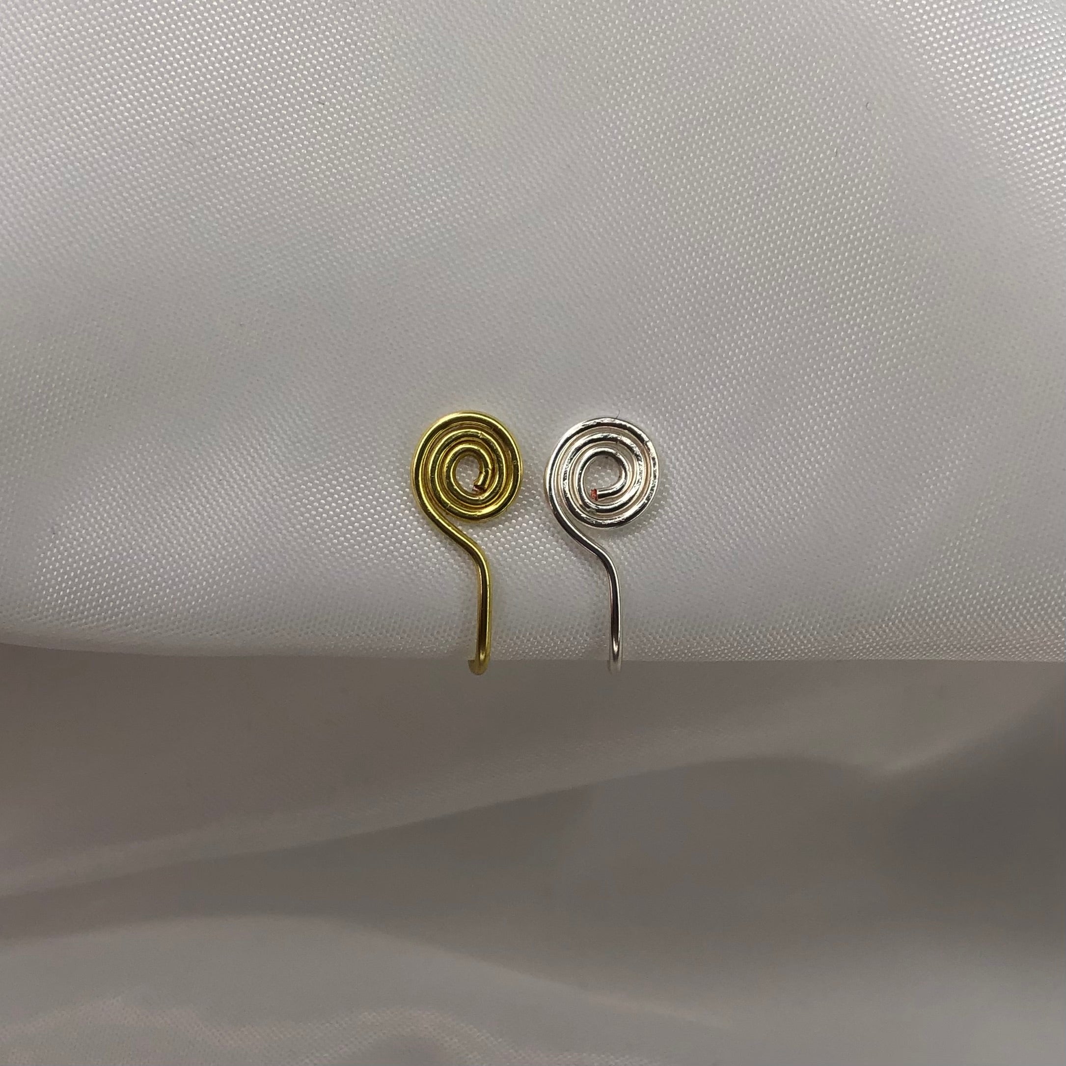 "Single Swirl no.2" Nose Cuff