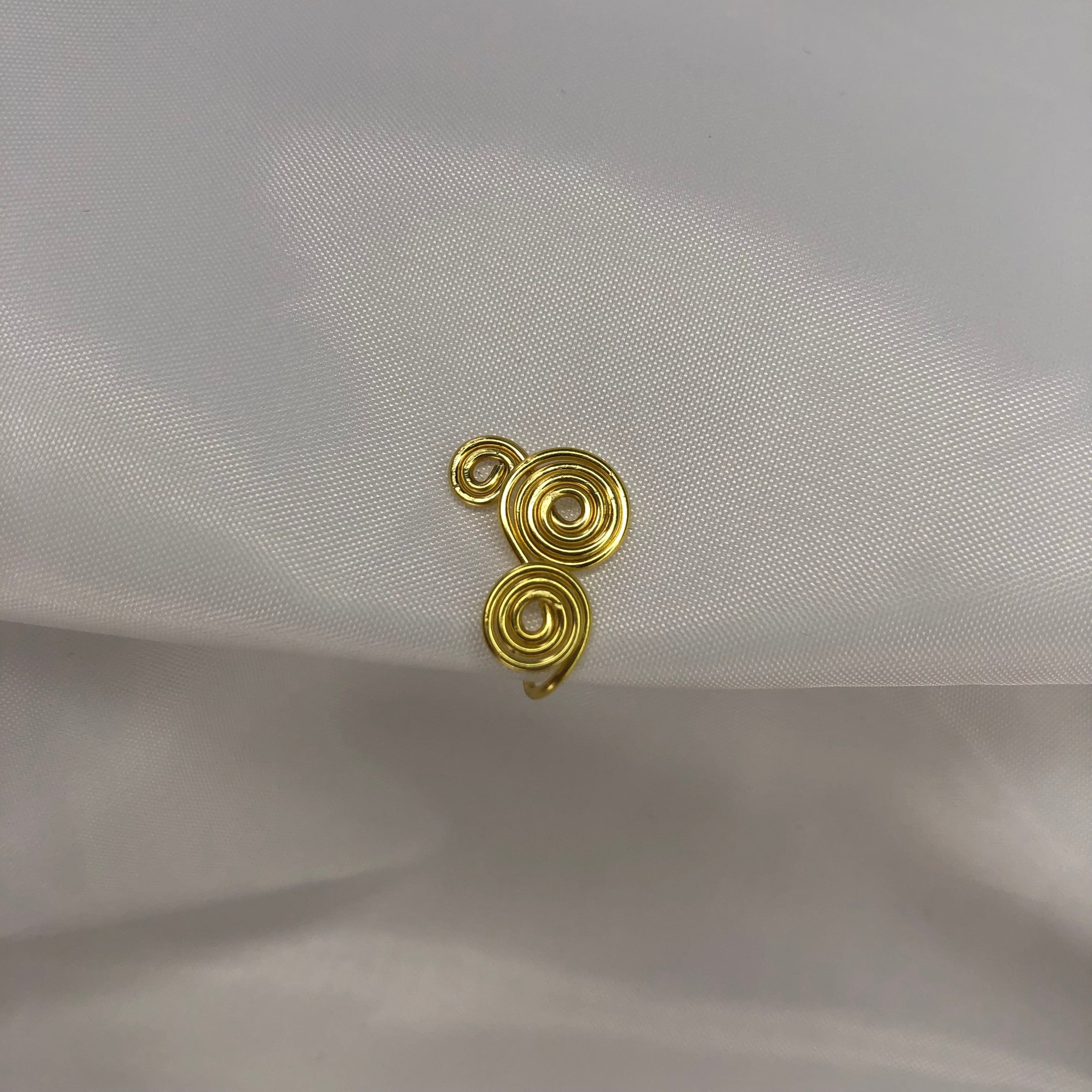 "Twisted Up" Nose Cuff