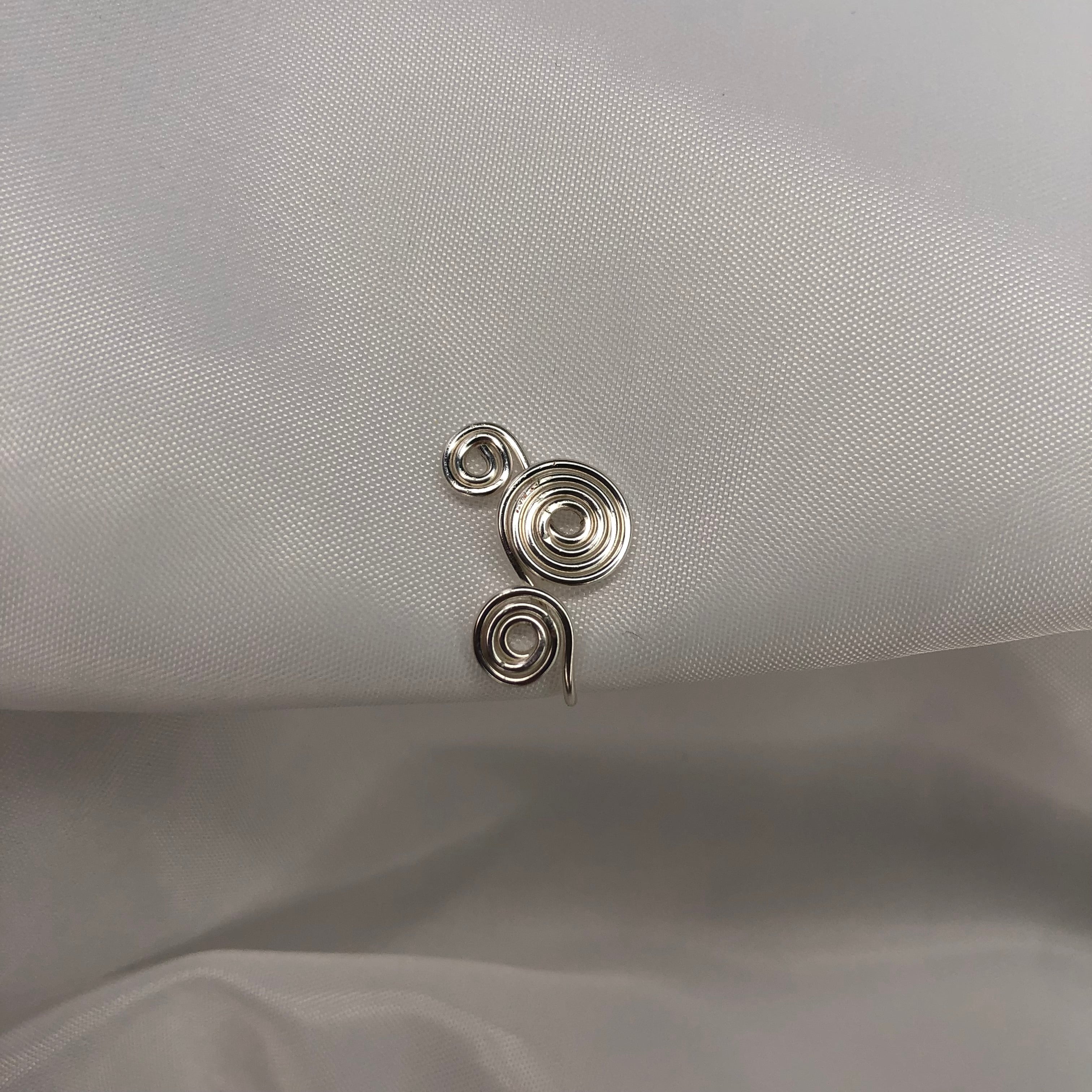 "Twisted Up" Nose Cuff