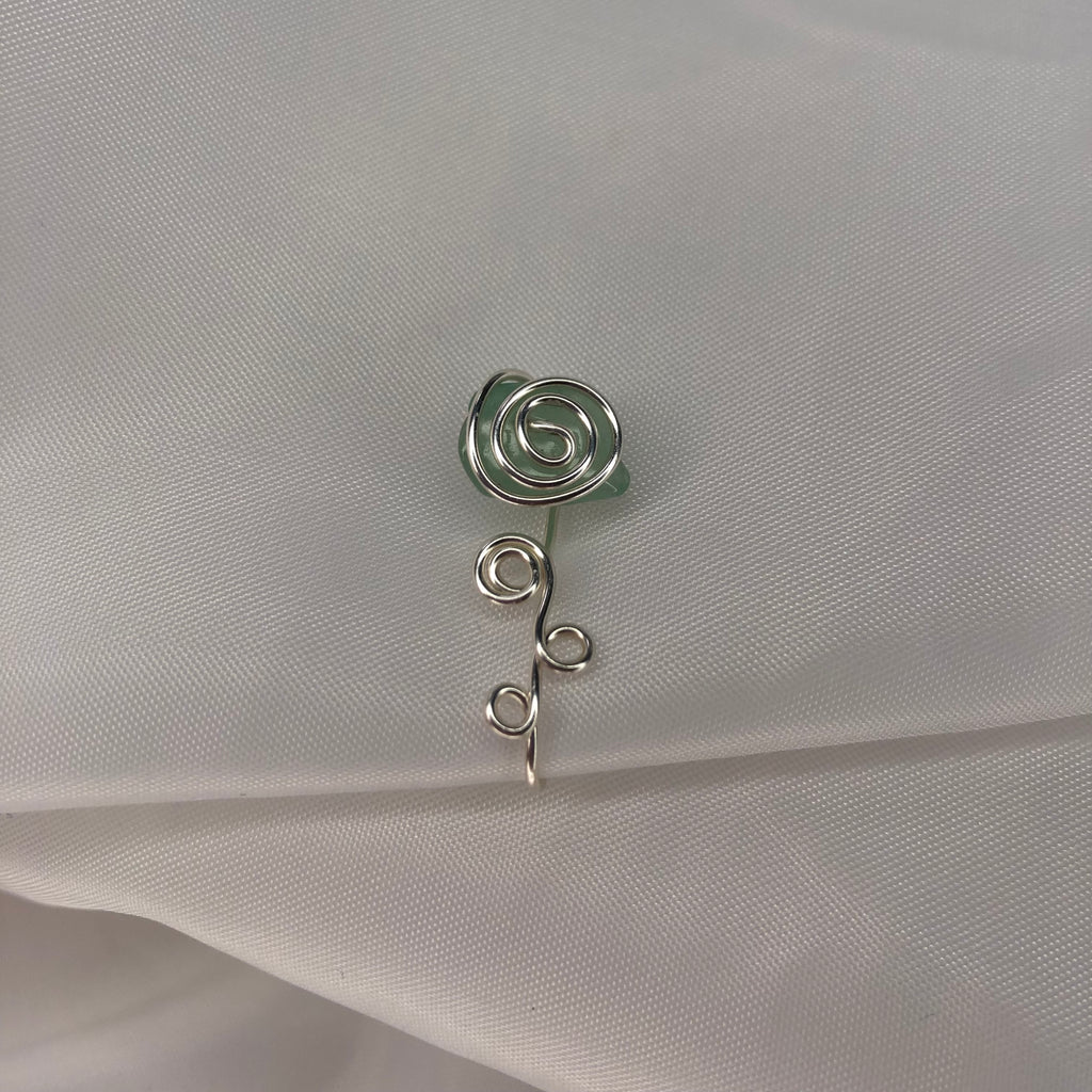 "Dose of Rose" Nose Cuff