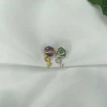 Lade das Bild in den Galerie-Viewer, &quot;Dose of Flower no.2&quot; Nose Cuff
