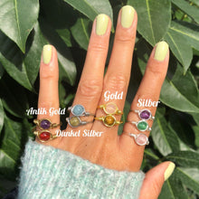 Lade das Bild in den Galerie-Viewer, Amethyst “Divine” Wire Ring
