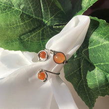 Lade das Bild in den Galerie-Viewer, „Sunset“ Crystal Ring Bundle
