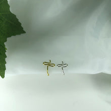 Lade das Bild in den Galerie-Viewer, &quot;Leslie&quot; Nose Cuff
