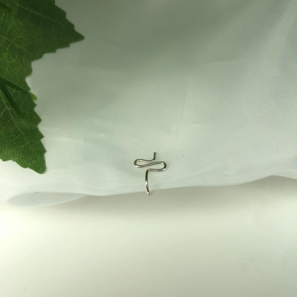 "Leslie" Nose Cuff