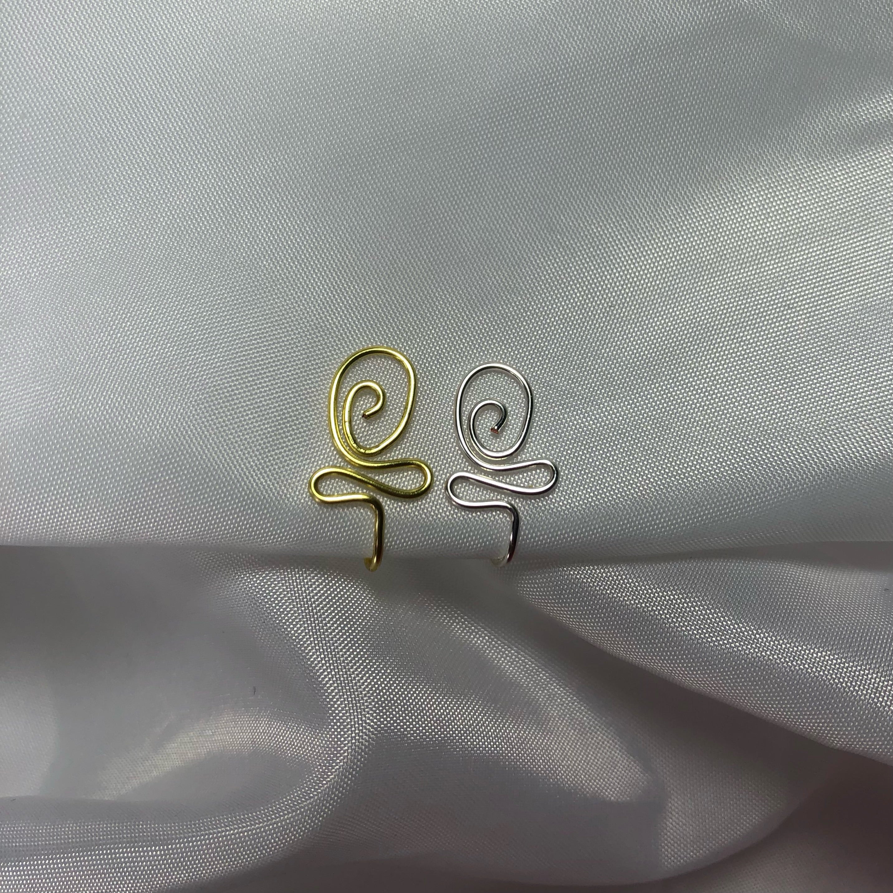"Bloomin' " Nose Cuff