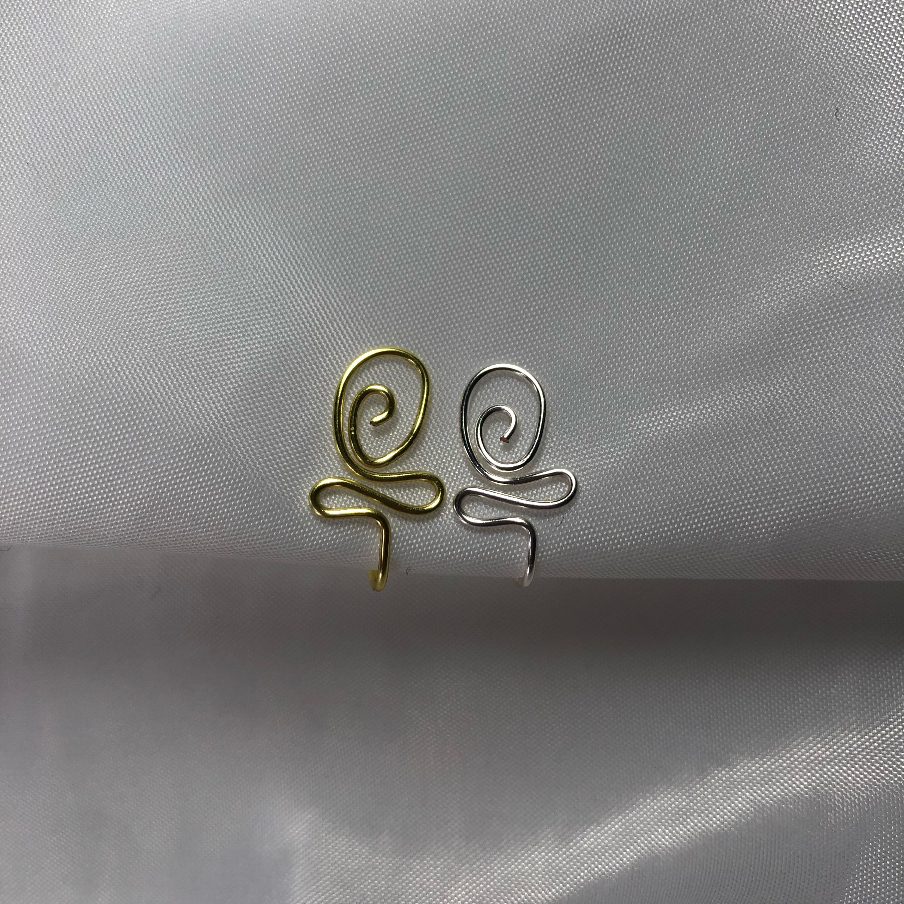 "Bloomin' " Nose Cuff