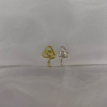 Lade das Bild in den Galerie-Viewer, &quot;Watch Me&quot; Nose Cuff

