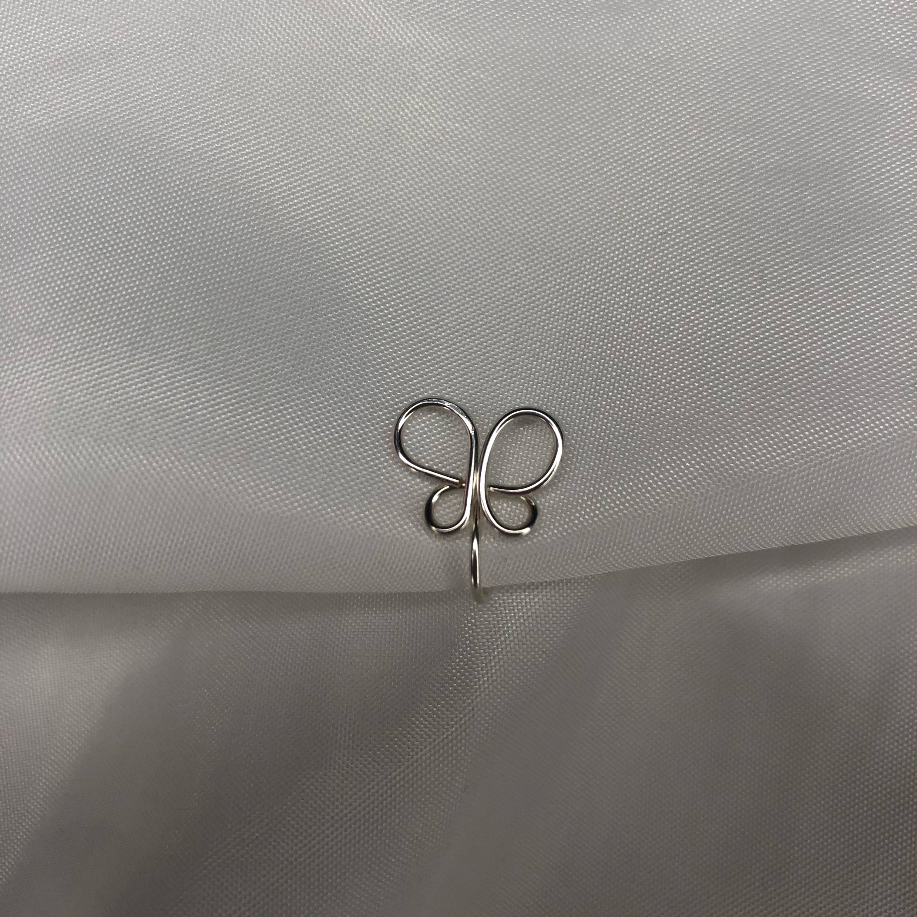 "Butterfly fly away" Nose Cuff