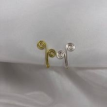 Lade das Bild in den Galerie-Viewer, &quot;Both Ways&quot; Nose Cuff
