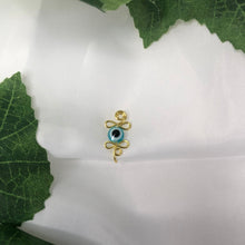 Lade das Bild in den Galerie-Viewer, &quot;Evil Eye&quot; Nose Cuff
