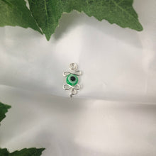 Lade das Bild in den Galerie-Viewer, &quot;Evil Eye&quot; Nose Cuff
