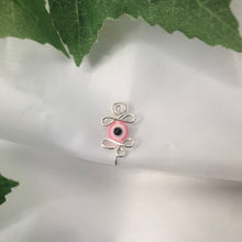 Lade das Bild in den Galerie-Viewer, &quot;Evil Eye&quot; Nose Cuff

