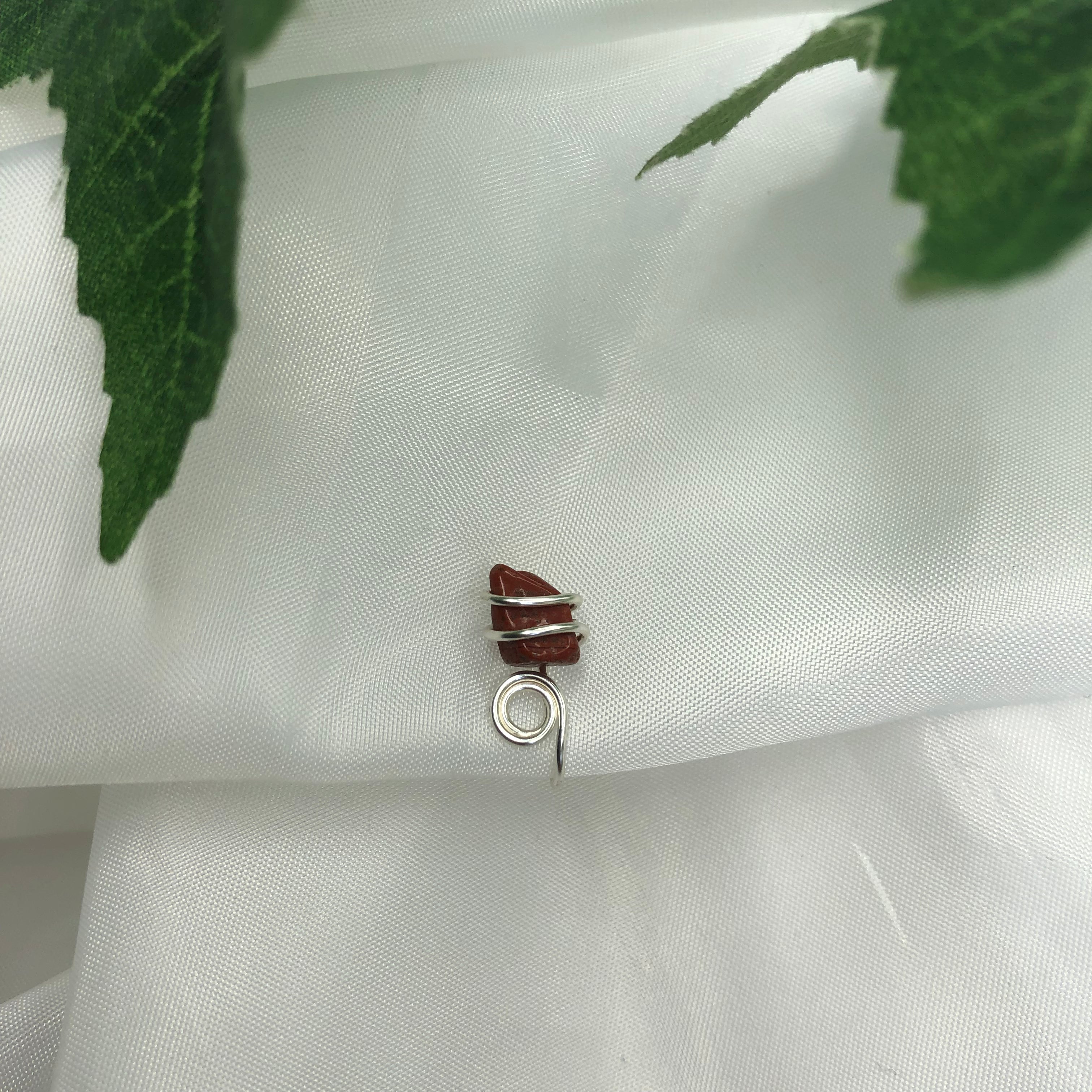 "Dose of Flower no.4" Nose Cuff