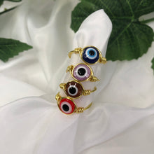 Lade das Bild in den Galerie-Viewer, Evil Eye Wire Ring
