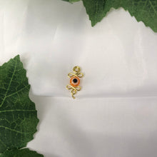 Lade das Bild in den Galerie-Viewer, &quot;Evil Eye&quot; Nose Cuff
